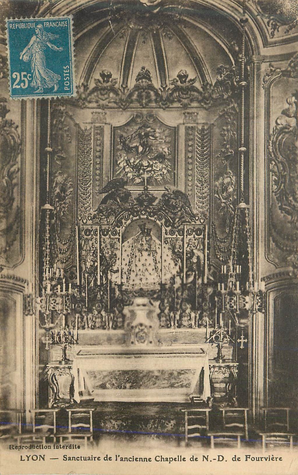 CPA Lyon Sanctuaire de l'Ancienne Chapelle de N D de Fourviere