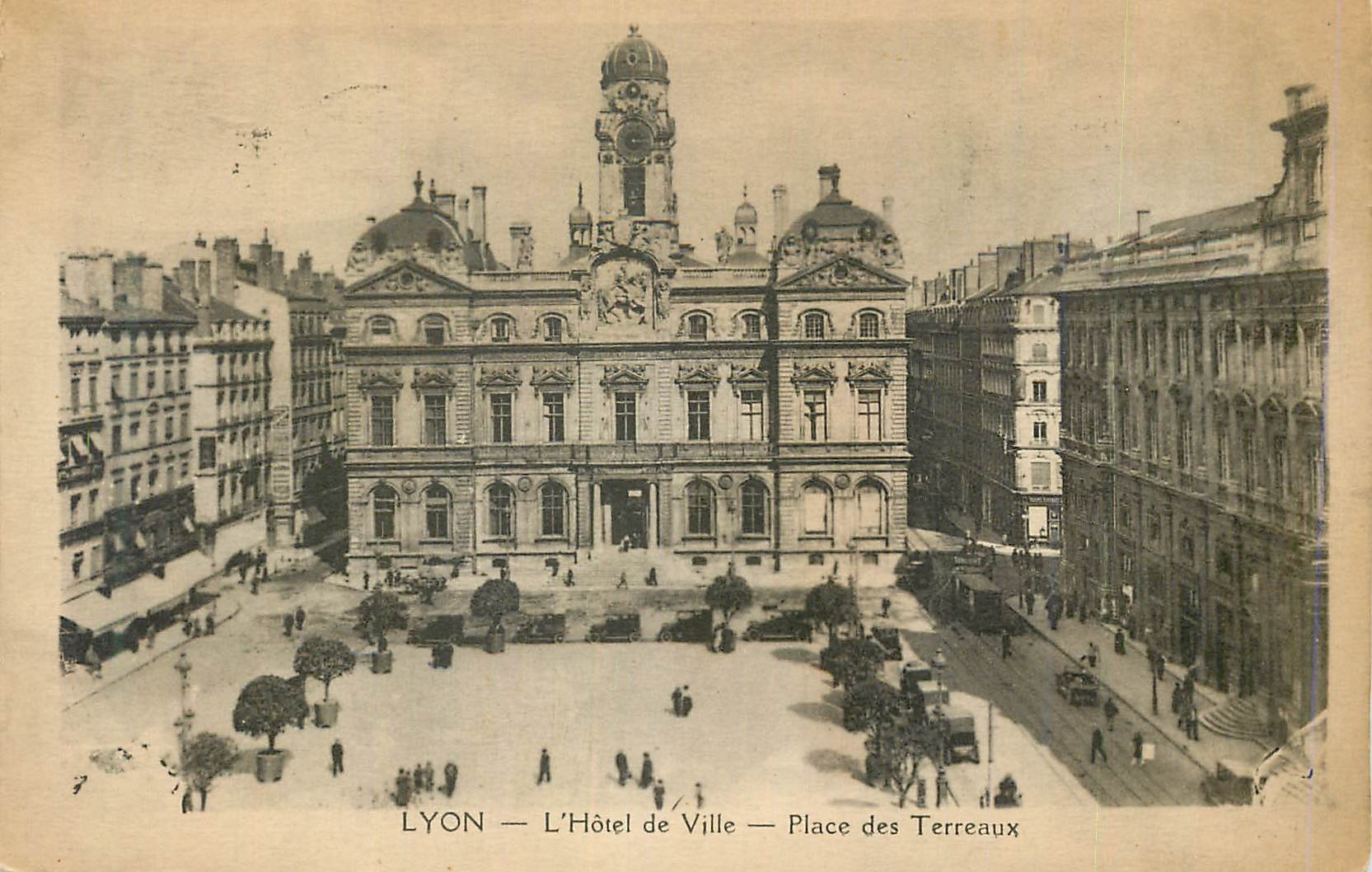 CPA Lyon L'Hotel de Ville Place des Terreux