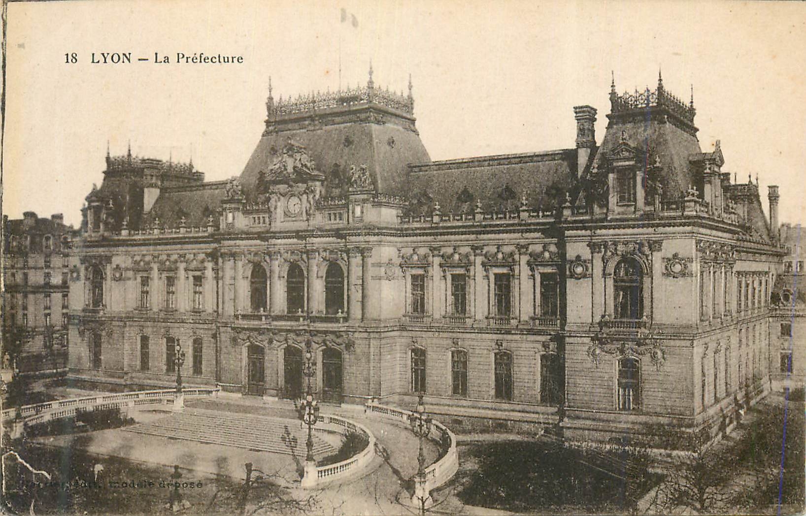 CPA Lyon La Prefecture