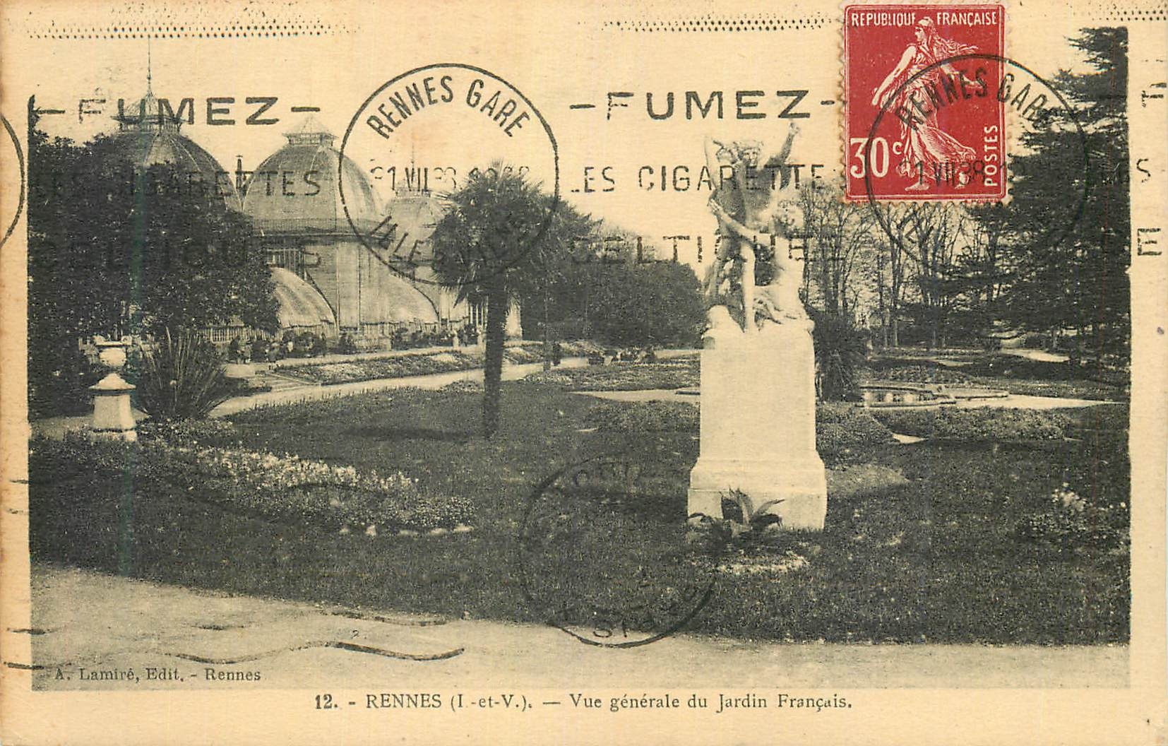 CPA Rennes (I et V) Vue Generale du Jardin Francais