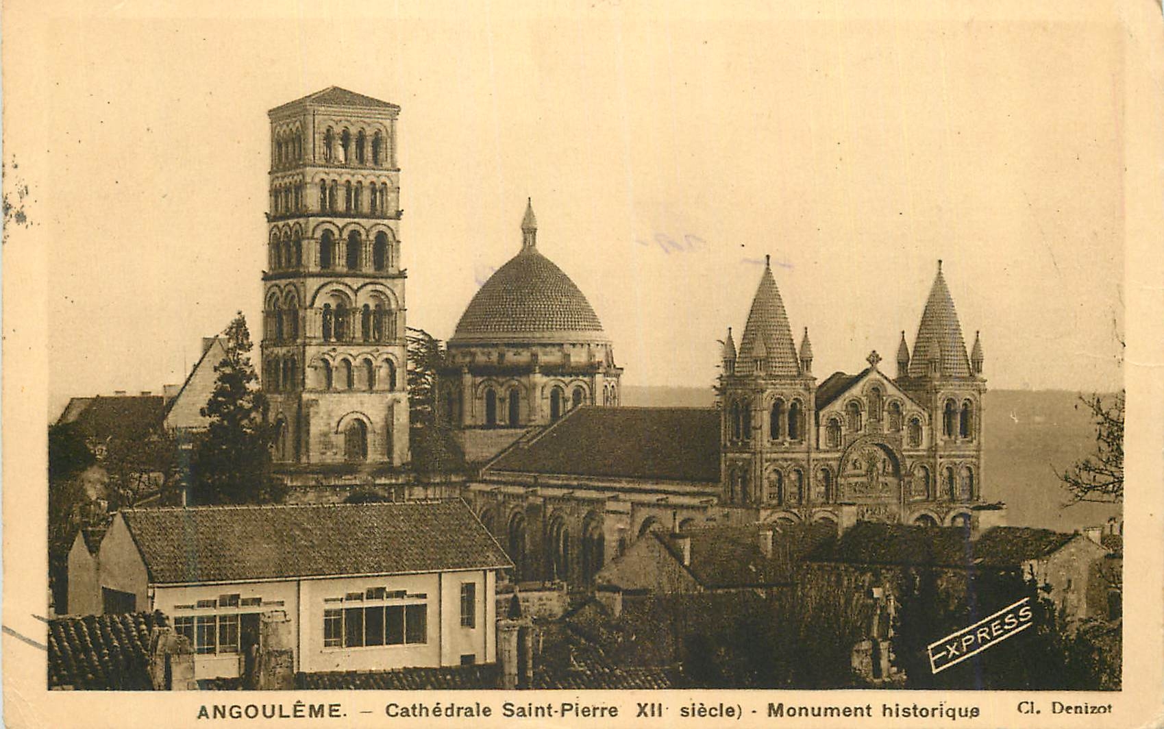 CPA Angouleme Cathedrale Saint Pierre XIIe siecle Monument Historique