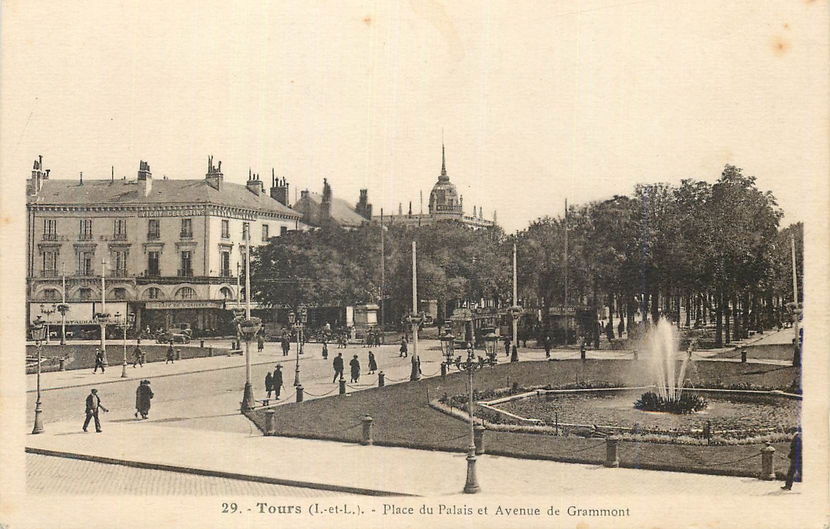 CPA Tours (L et L) Place du Palais et Avenue de Grammont