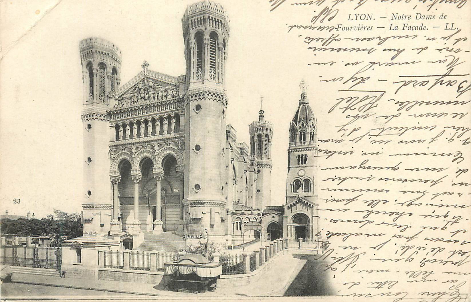 CPA Lyon Notre Dame de Fourvieres la Facade (carte 1900