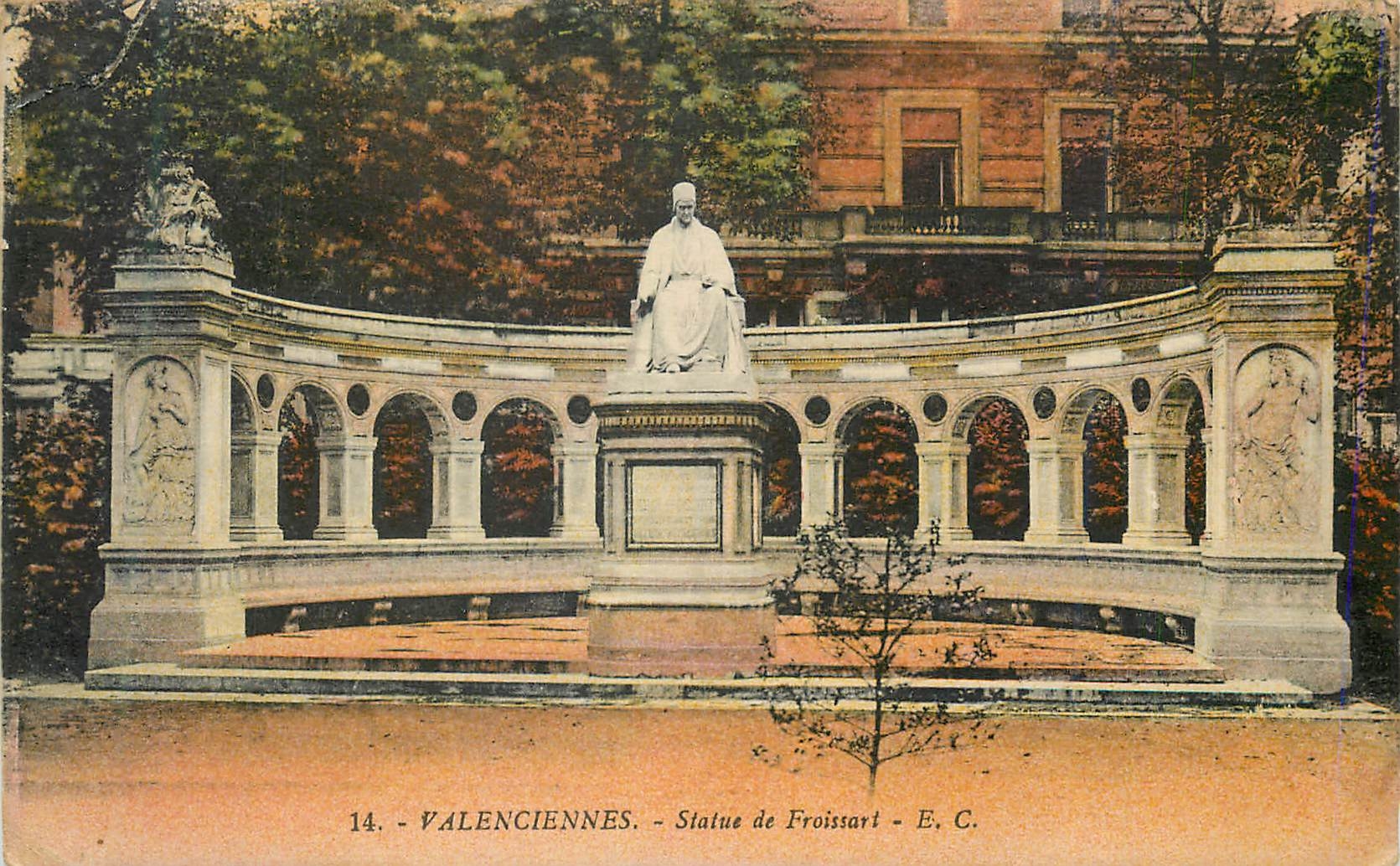 CPA valenciennes Statue de Froissart