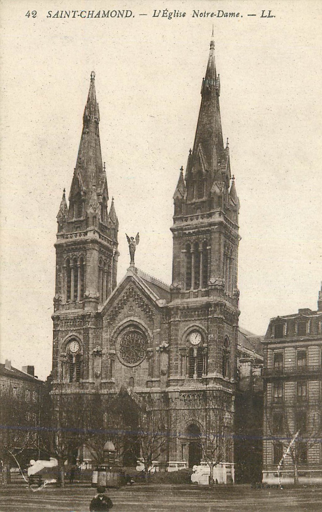 CPA Saint chamond l eglise notre dame