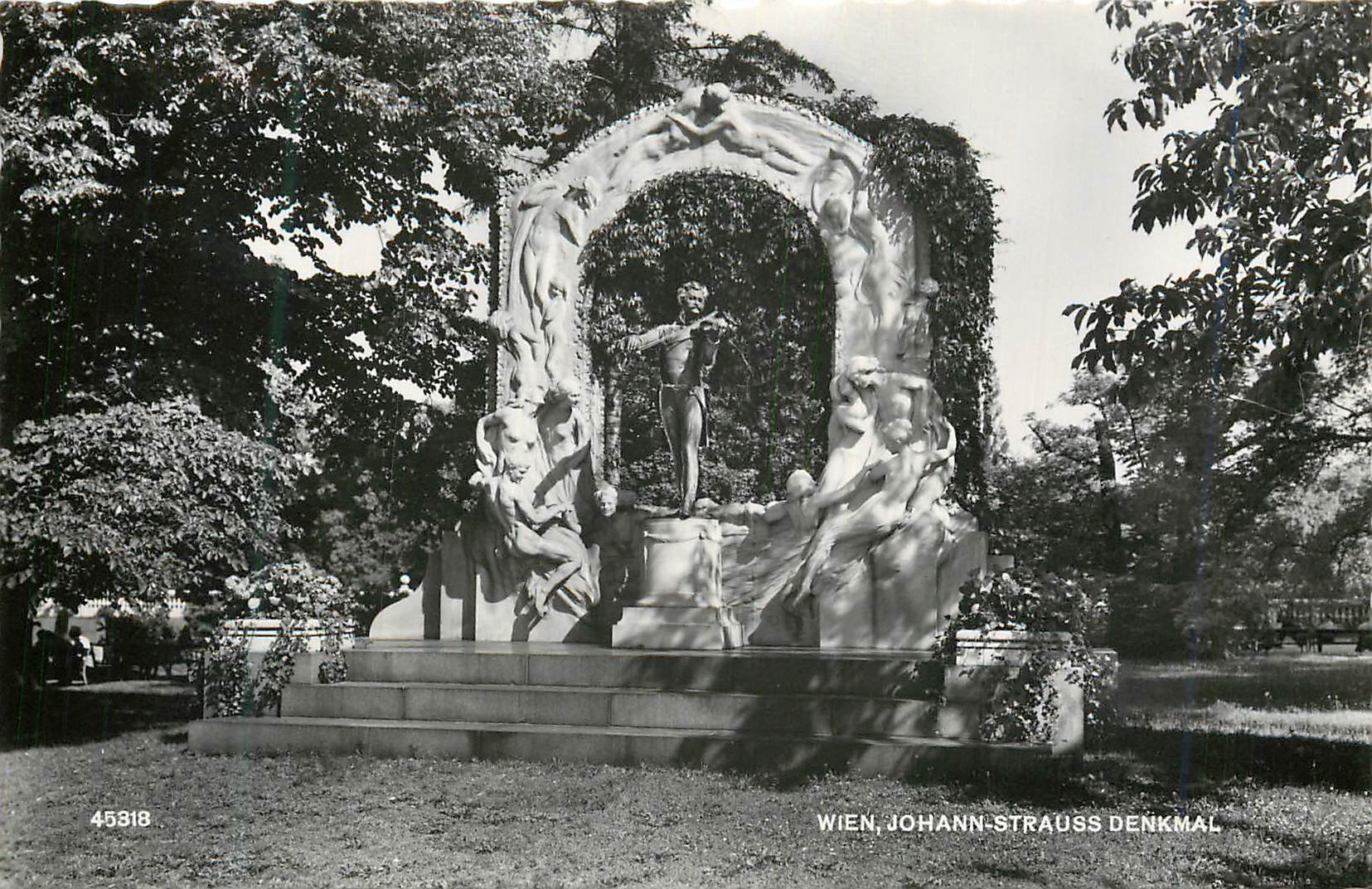 CPM 45818 wien johann strauss denkmal