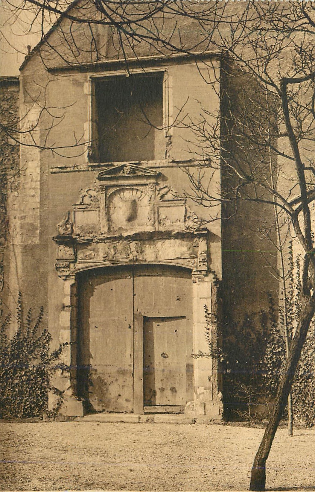 CPA Reims Hotel le Vergeur Portail Renaissance du 16 de la Rue de Talleyrand