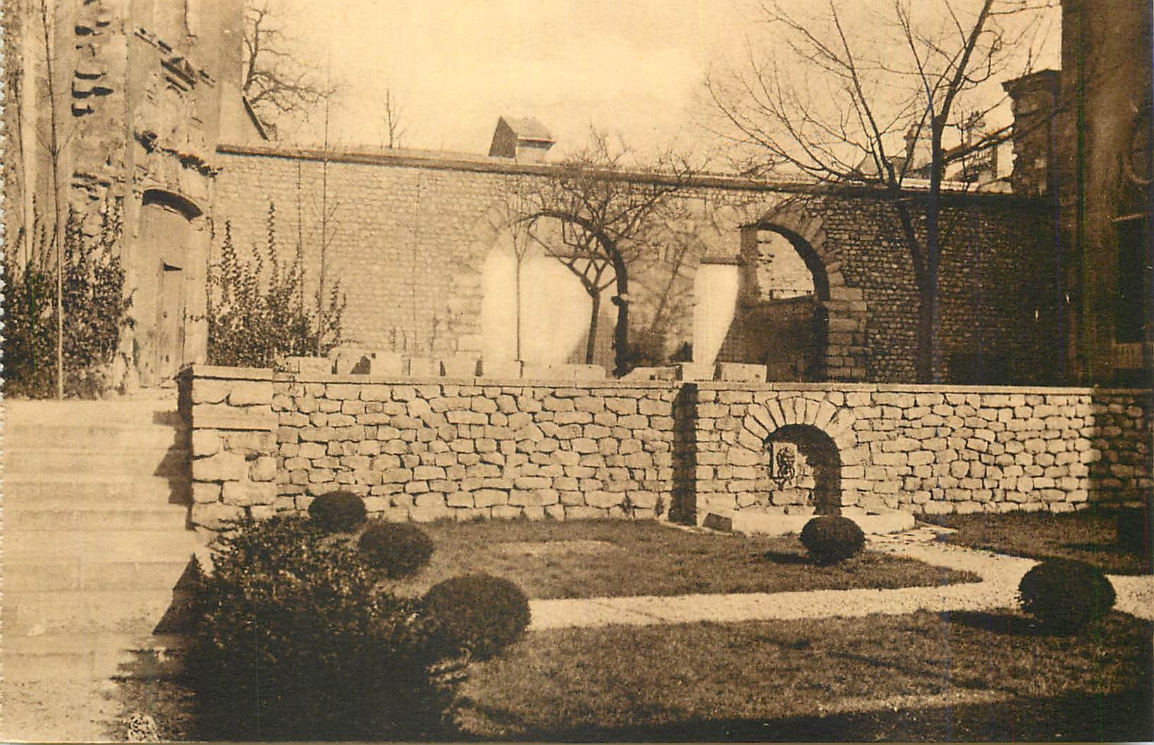 CPA Reims Hotel le Vergeur Jardin Creux