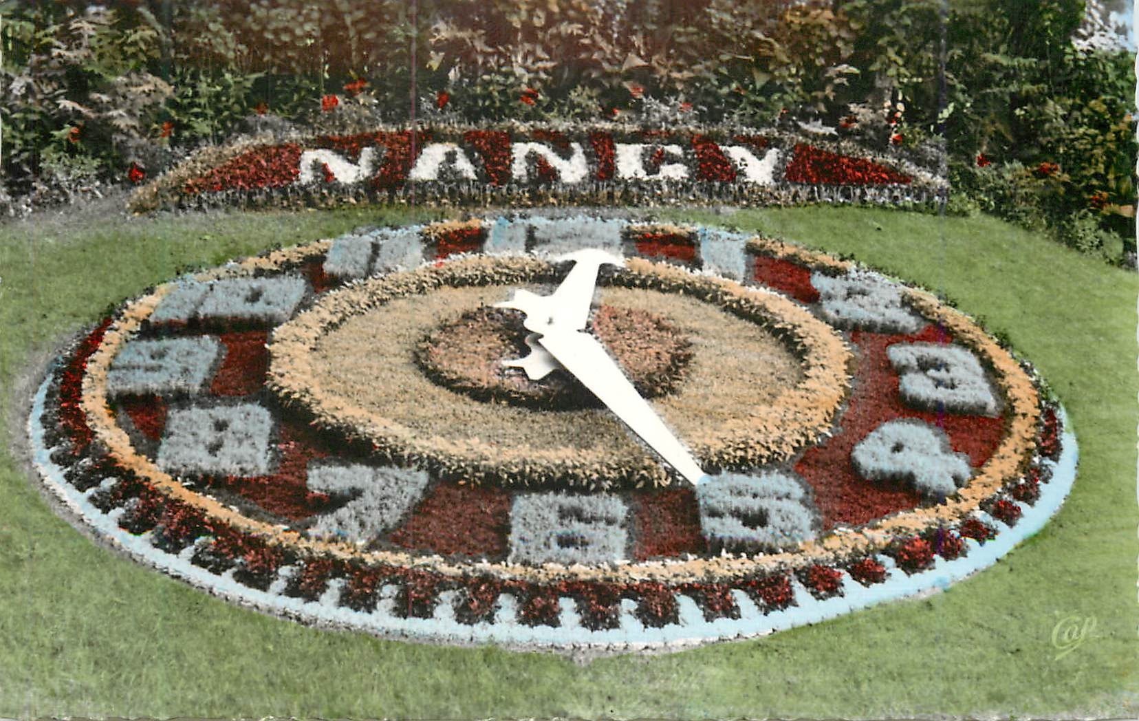 CPM Nancy l'Horloge Florale a la Pepiniere