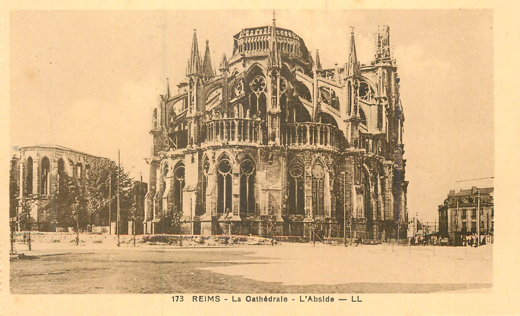 CPA Reims la Cathedrale l'Abside