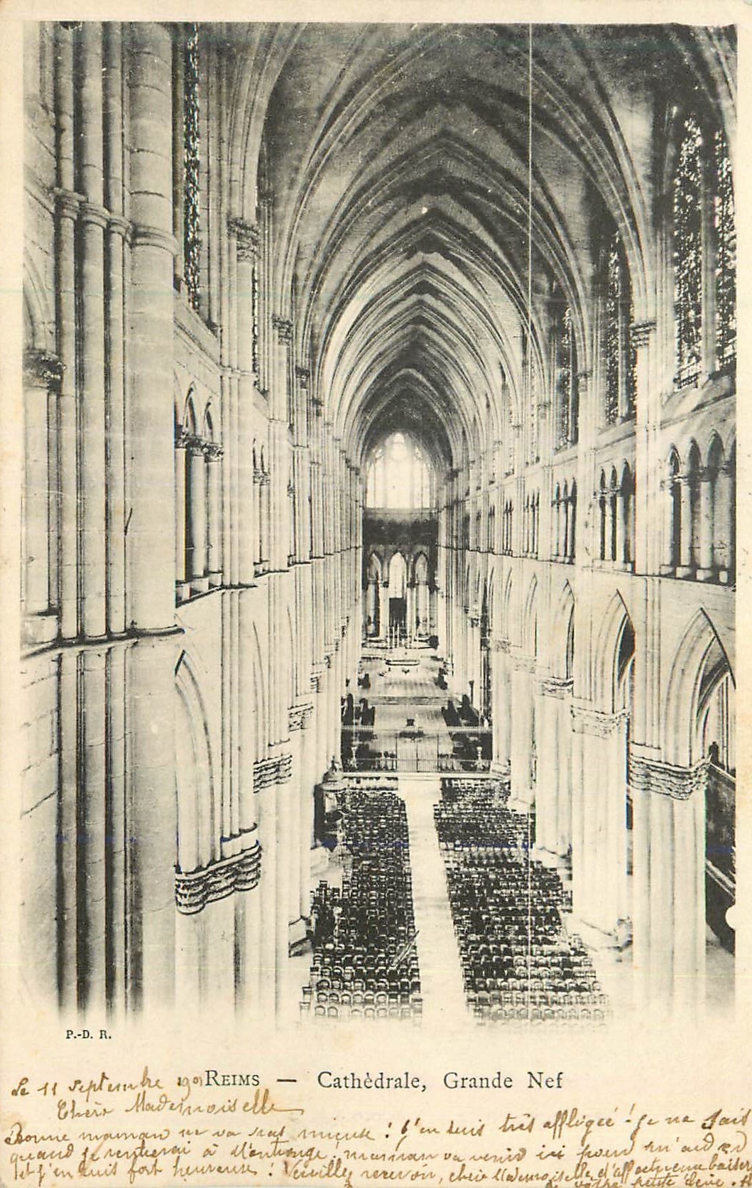 CPA Reims  Cathedrale Grande Nef (carte 1900)