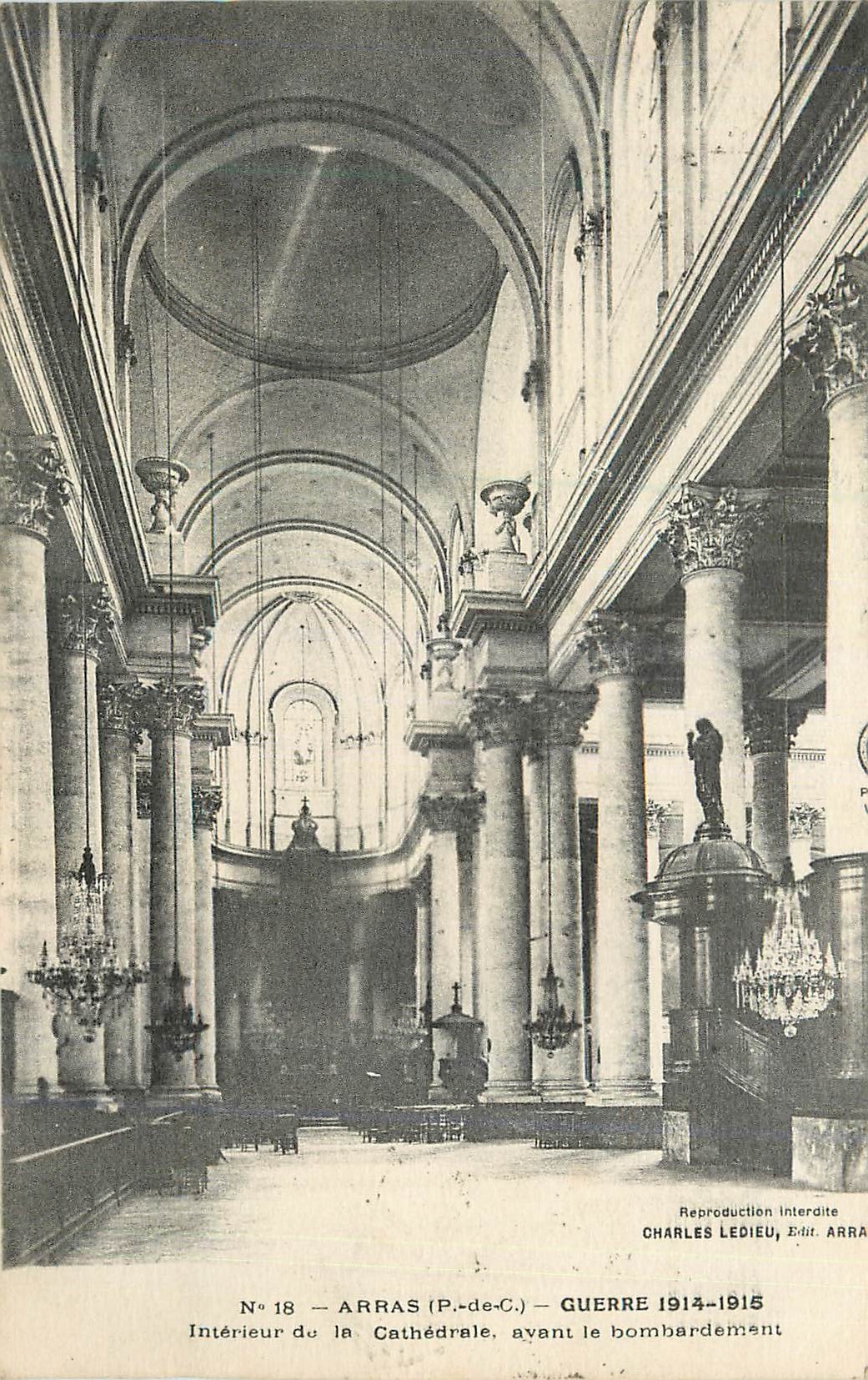 CPA Arras (P de c) Guerre 1914 1915 Interieur de la Cathedrale avant le Bombardement
