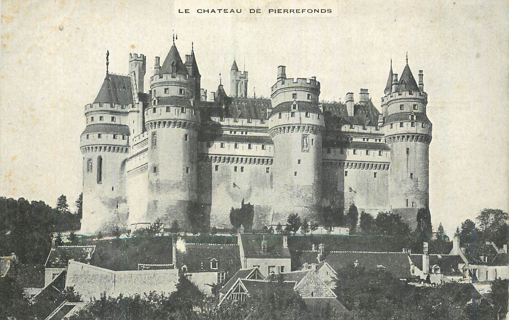 CPA le Chateau de Pierrefonds