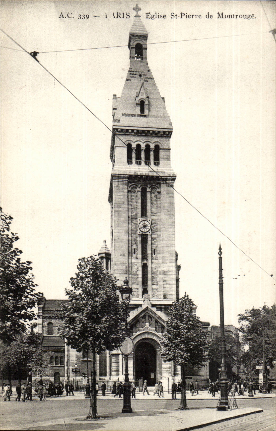 Paris (14) the St-Pierre Church of Montrouge-St Pierre off Montrouge Church - CPA