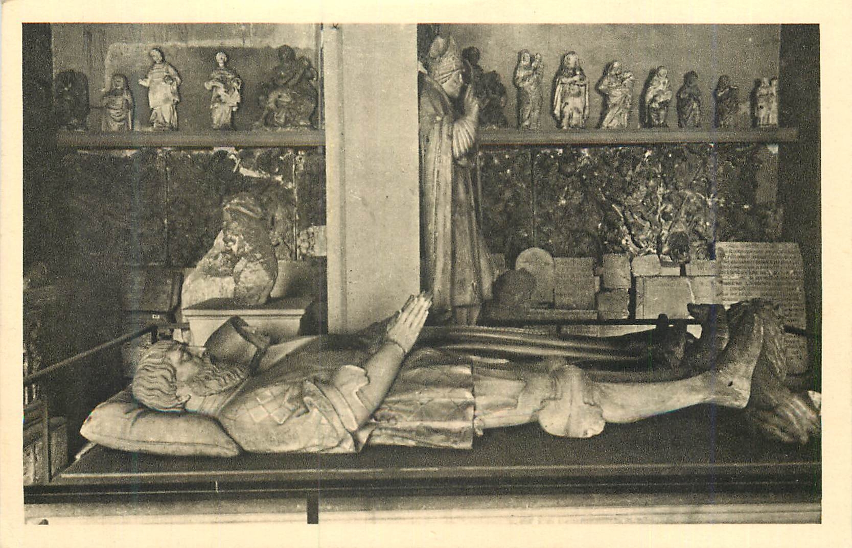 CPA Nancy Musee Historique Lorrain au Palais Ducal Gisants de Rene de Beauvauet Claude de Baudoche XVIe S)