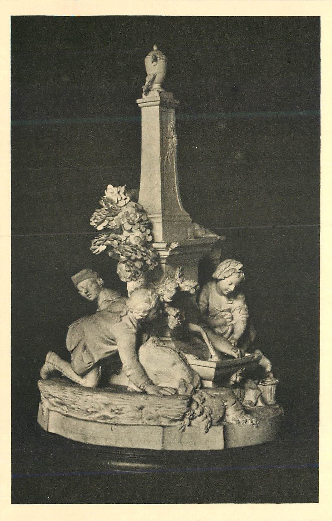 CPA Nancy Musee Historique Lorrain au Palais Ducal La Bergere Surprise Groupe en Terre de Lorraine (XVIIIe S)