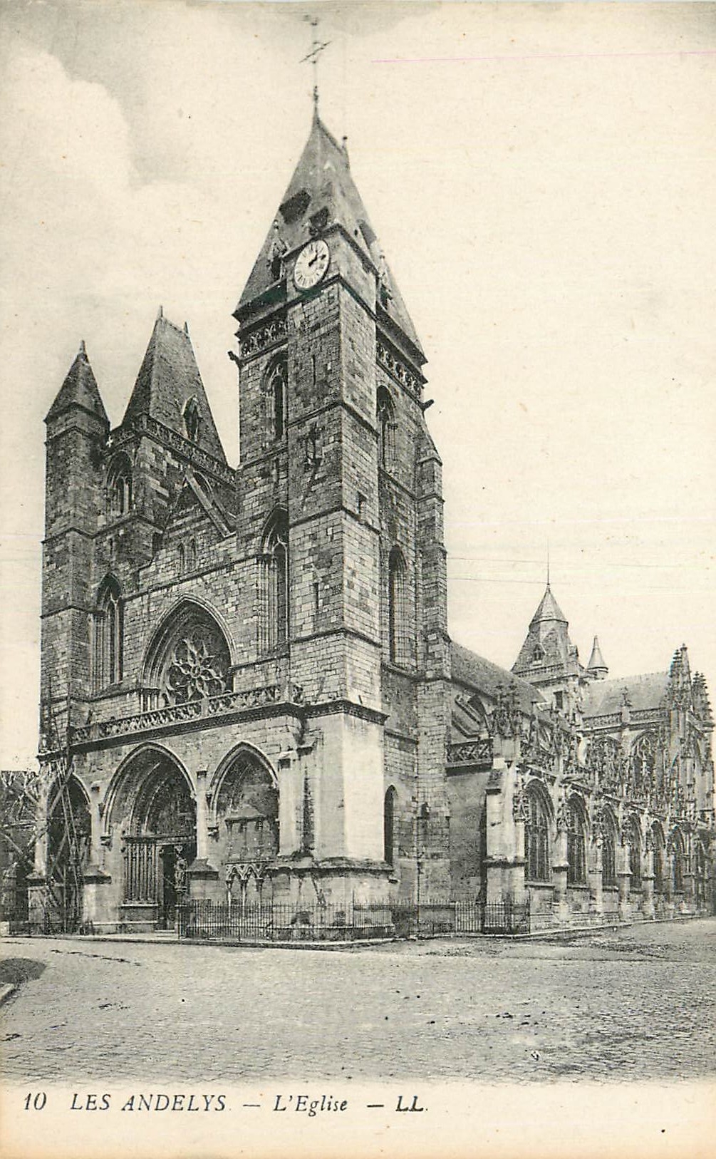 CPA Les Andelys l'Eglise LL