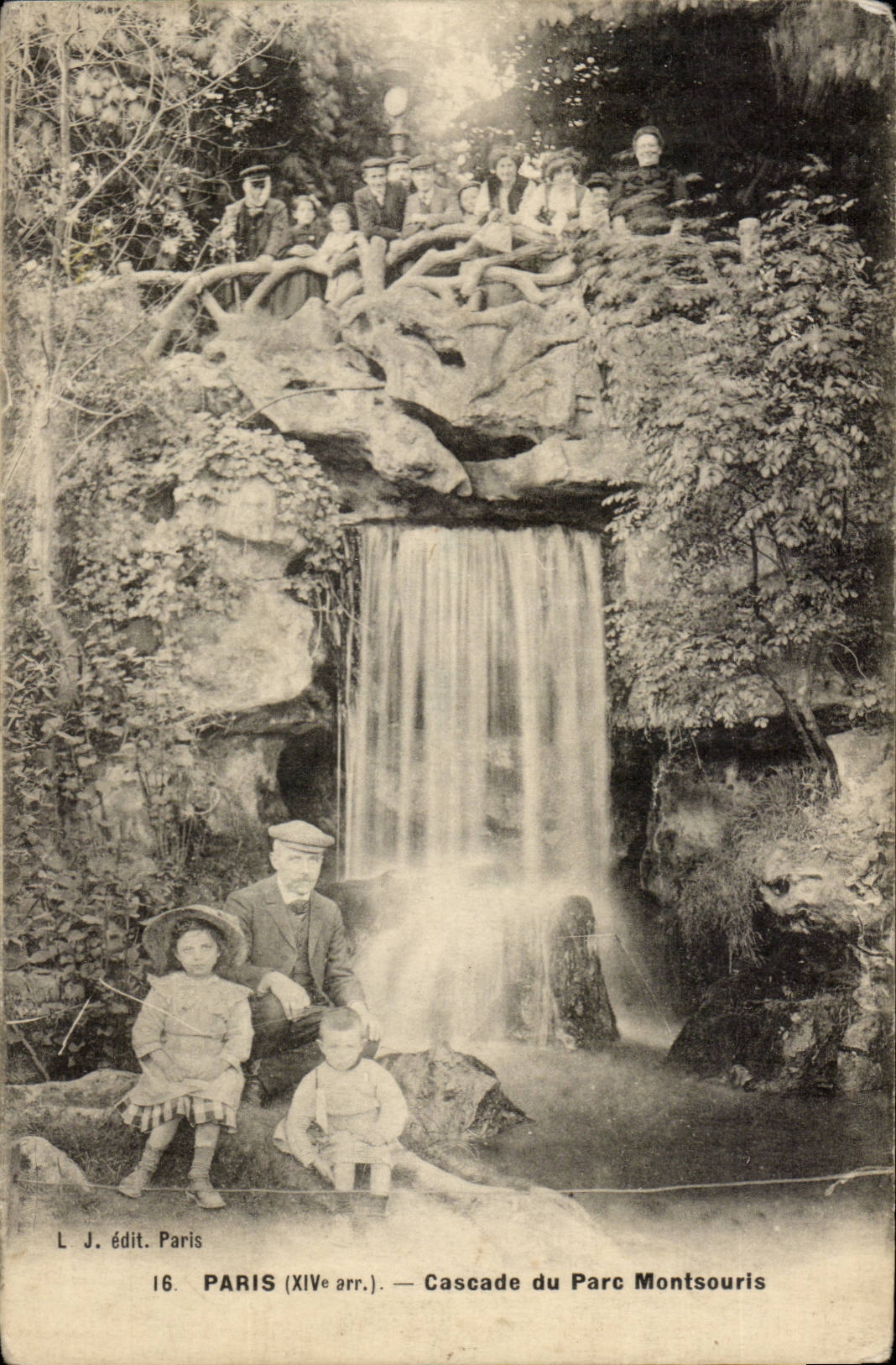 Paris - 14 Montsouris Park - the Cascade - Children - CPA