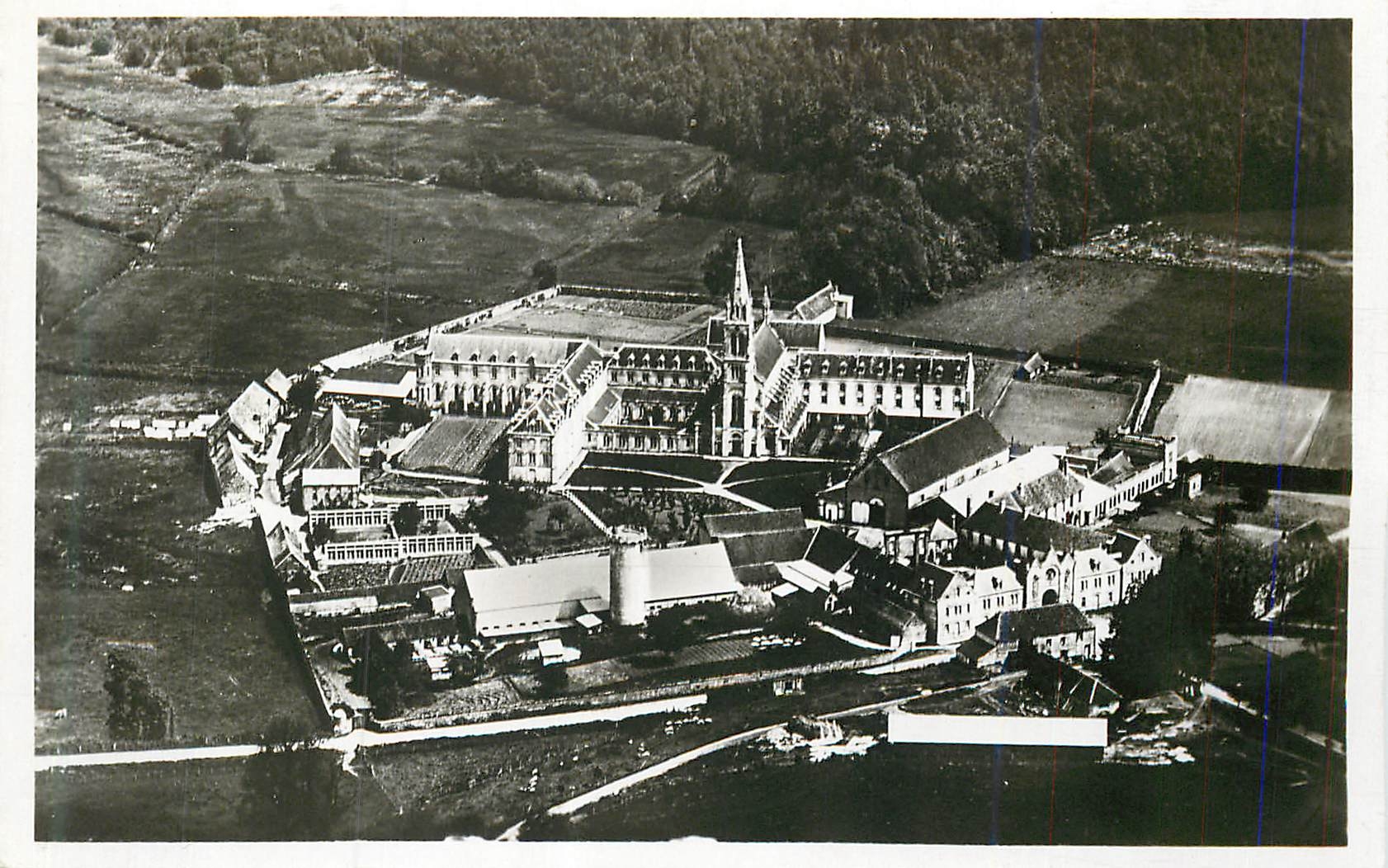 CPM Abbaye N D de la Grande Trappe vue de face 3 k 5 de Soligny la Trappe (Orne)