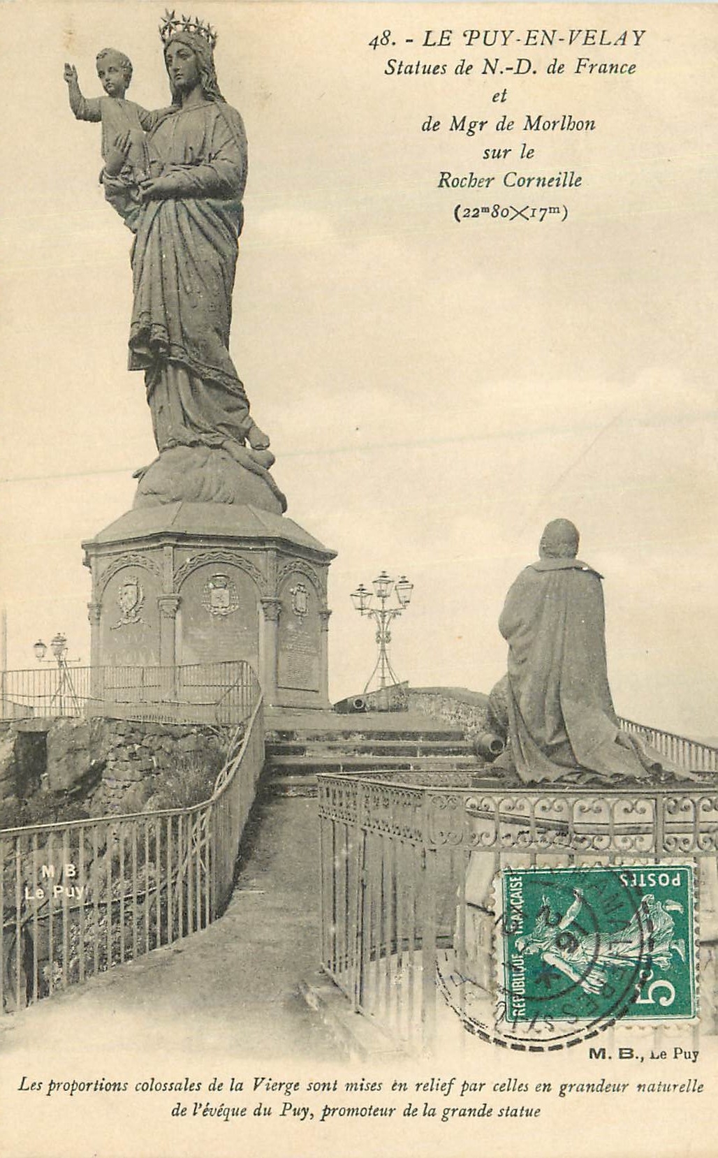 CPA le Puy en Velay Statues de N D de France et de Mgr de Morlbon sur le Rocher Corneille