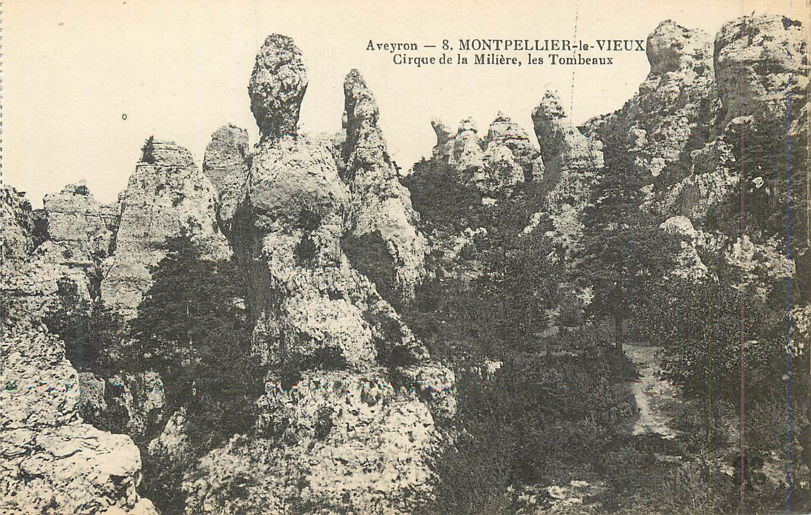 CPA Aveyron 8 montpellier le vieux cirque de la miliere les tombeaux
