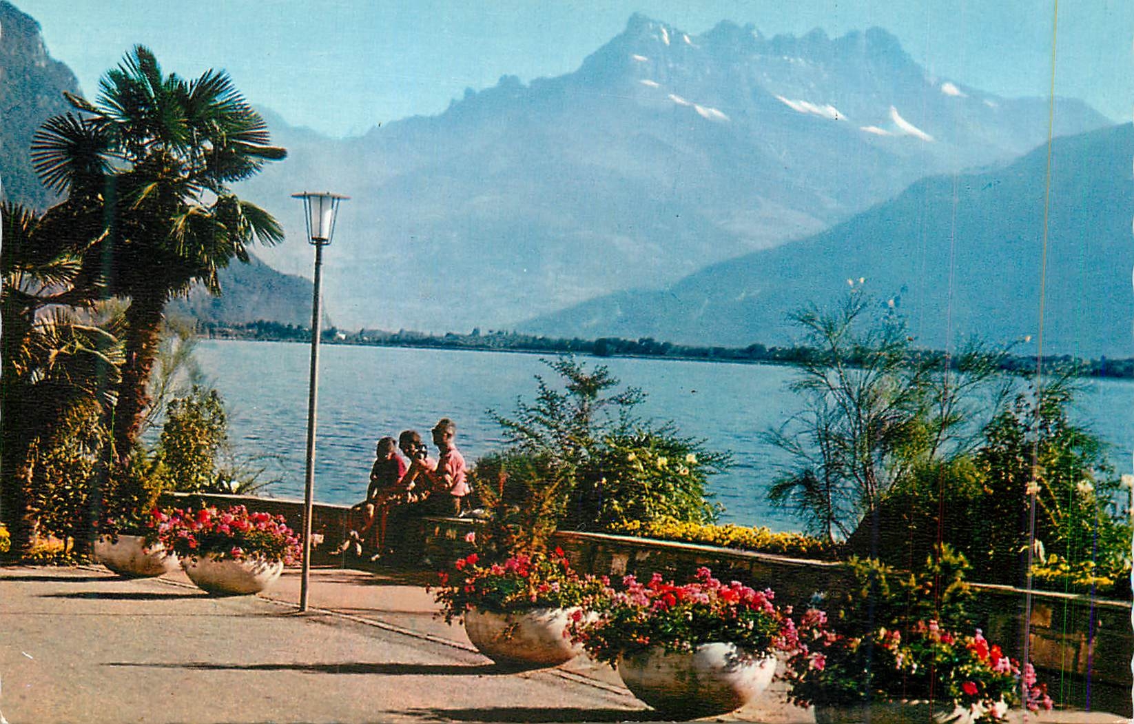 CPM Montreux 868 le quais fleuri et les dents du midi