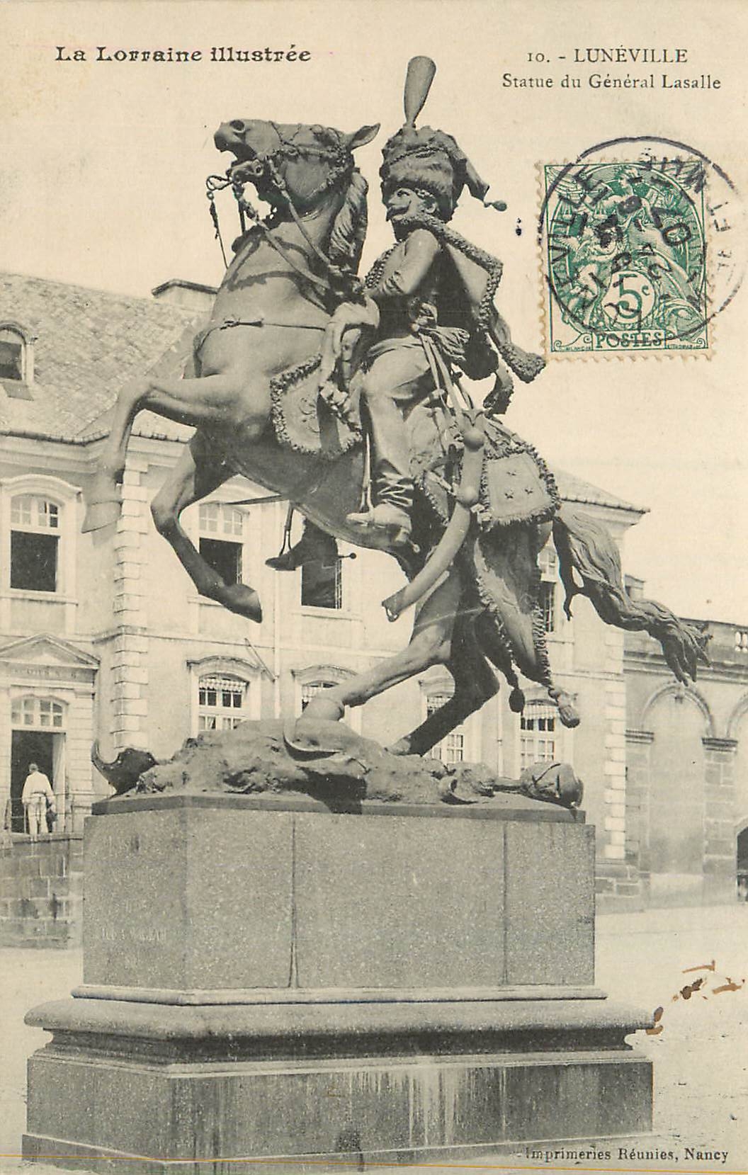 CPA Lorraine Illustree Luneville Statue du General Lasalle Militaria
