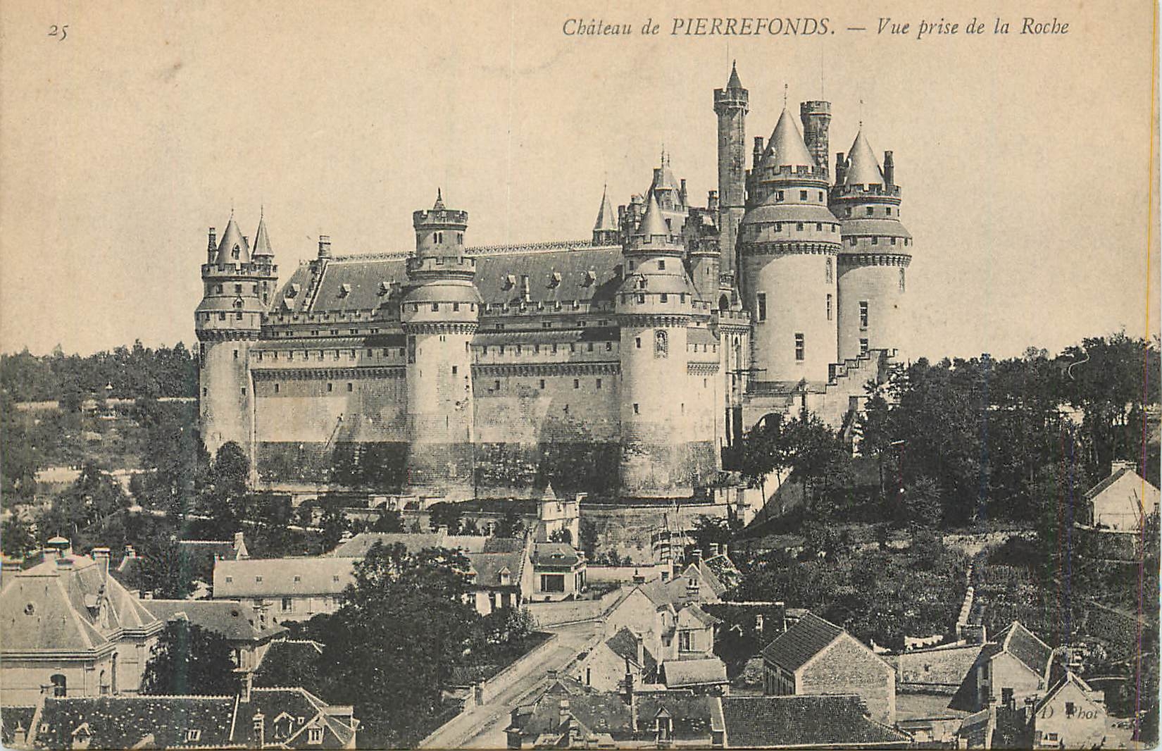 CPA Chateau de Pierrefonds Vue Prise de la Roche