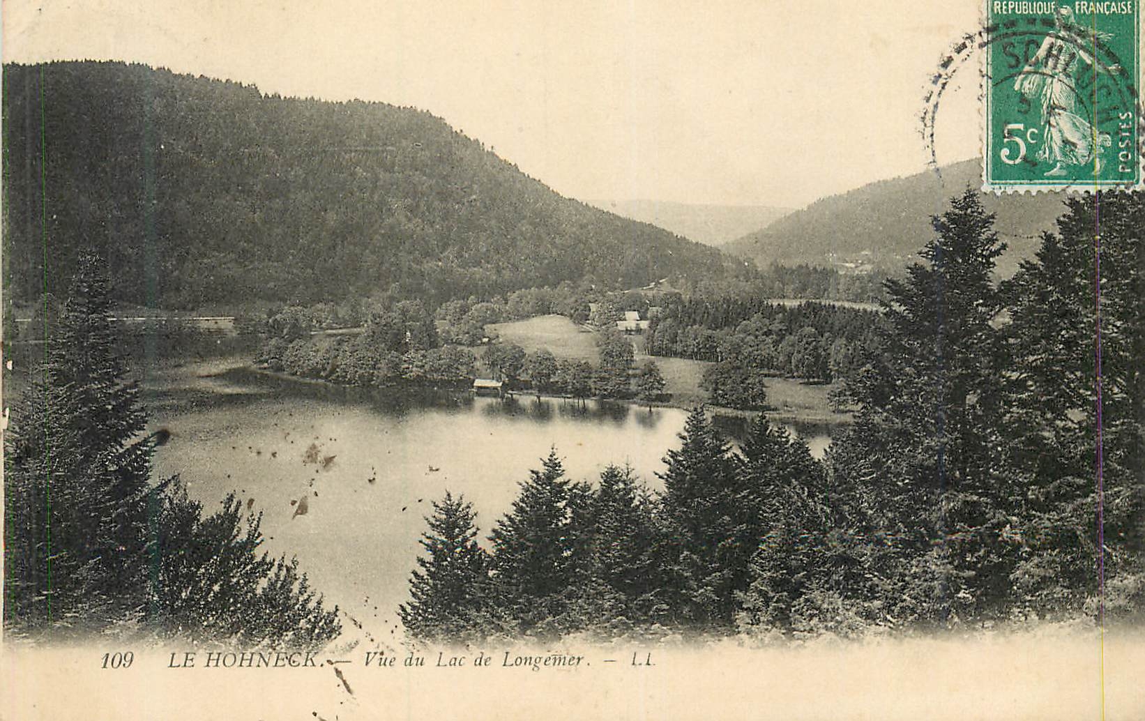 CPA le Honneck vue du lac de Longemer