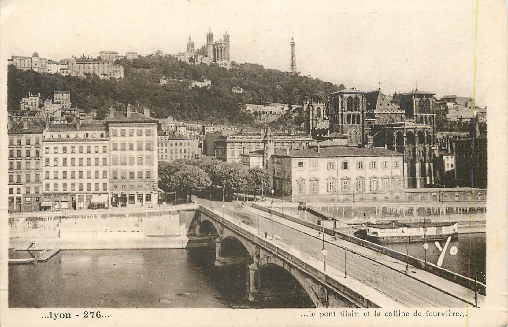 CPA Lyon le Pont Tilsitt et la Colline de Fourviere