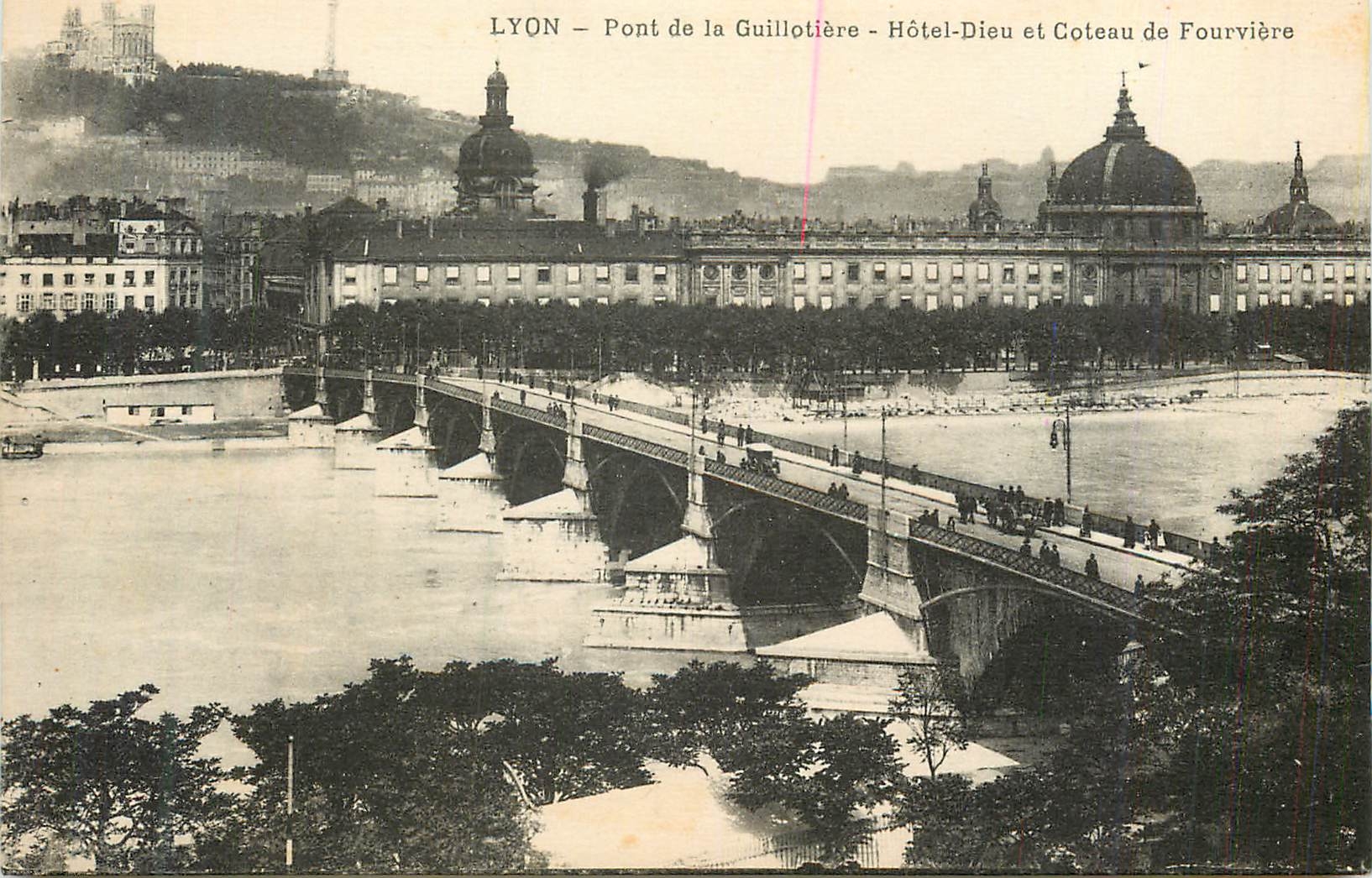 CPA Lyon Pont de la Guillotiere Hotel Dieu et Coteau de Fourviere