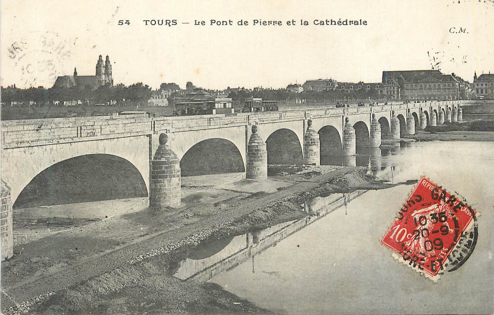 CPA Tours le Pont de Pierre et la Cathedrale