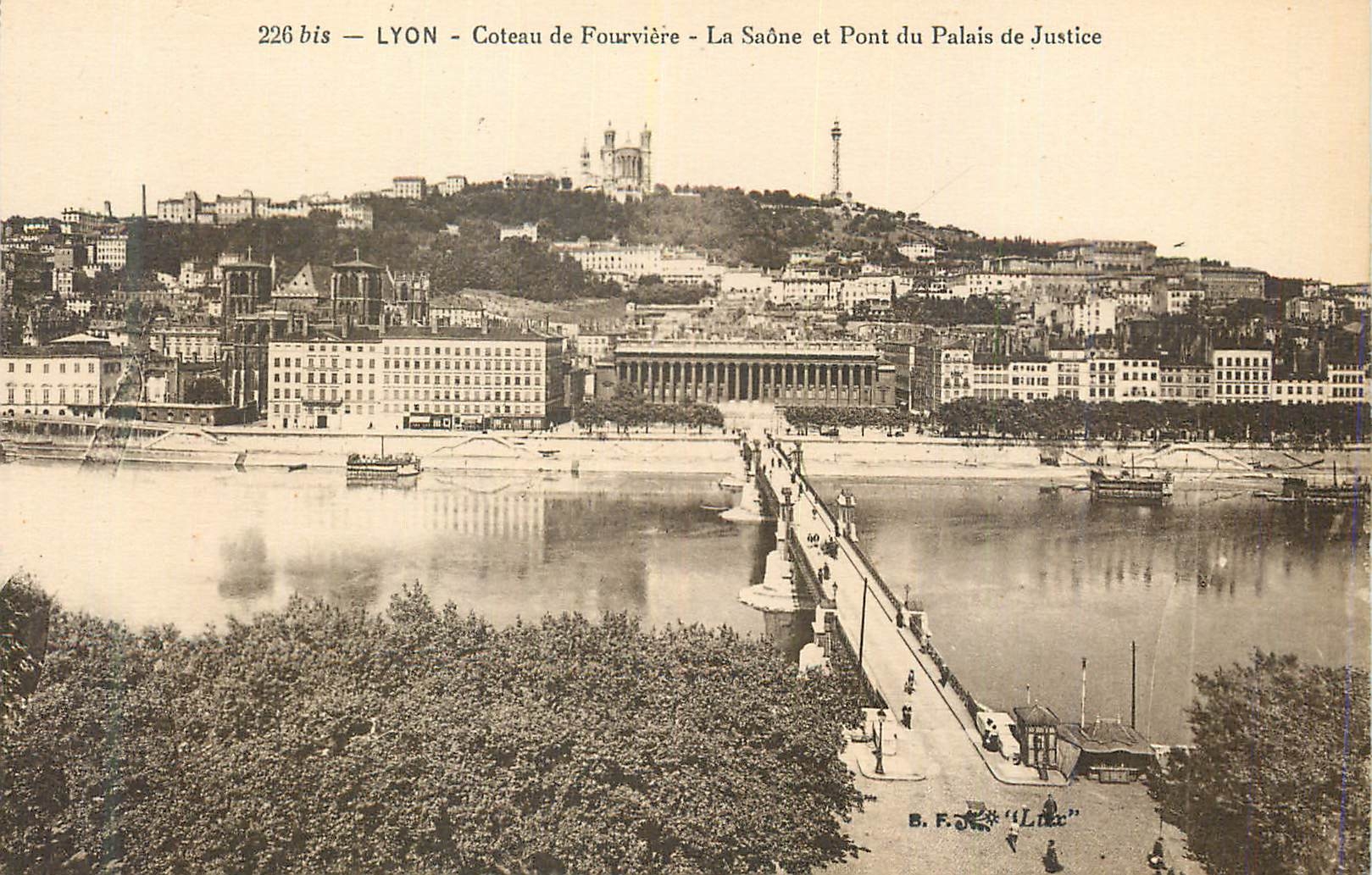 CPA Lyon Coteau de Fourviere La Saone et Pont du Palais de Justice