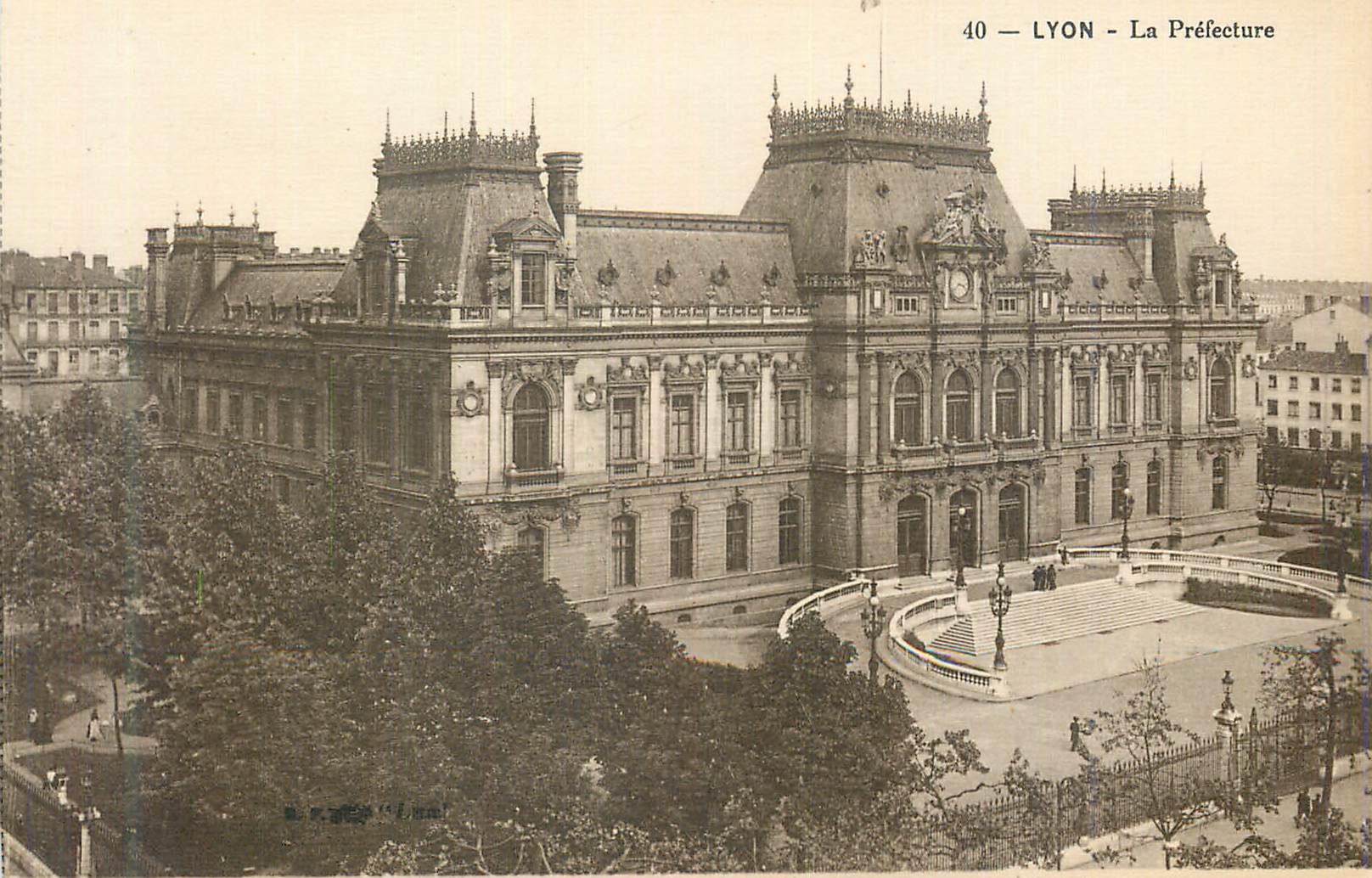 CPA Lyon La Prefecture