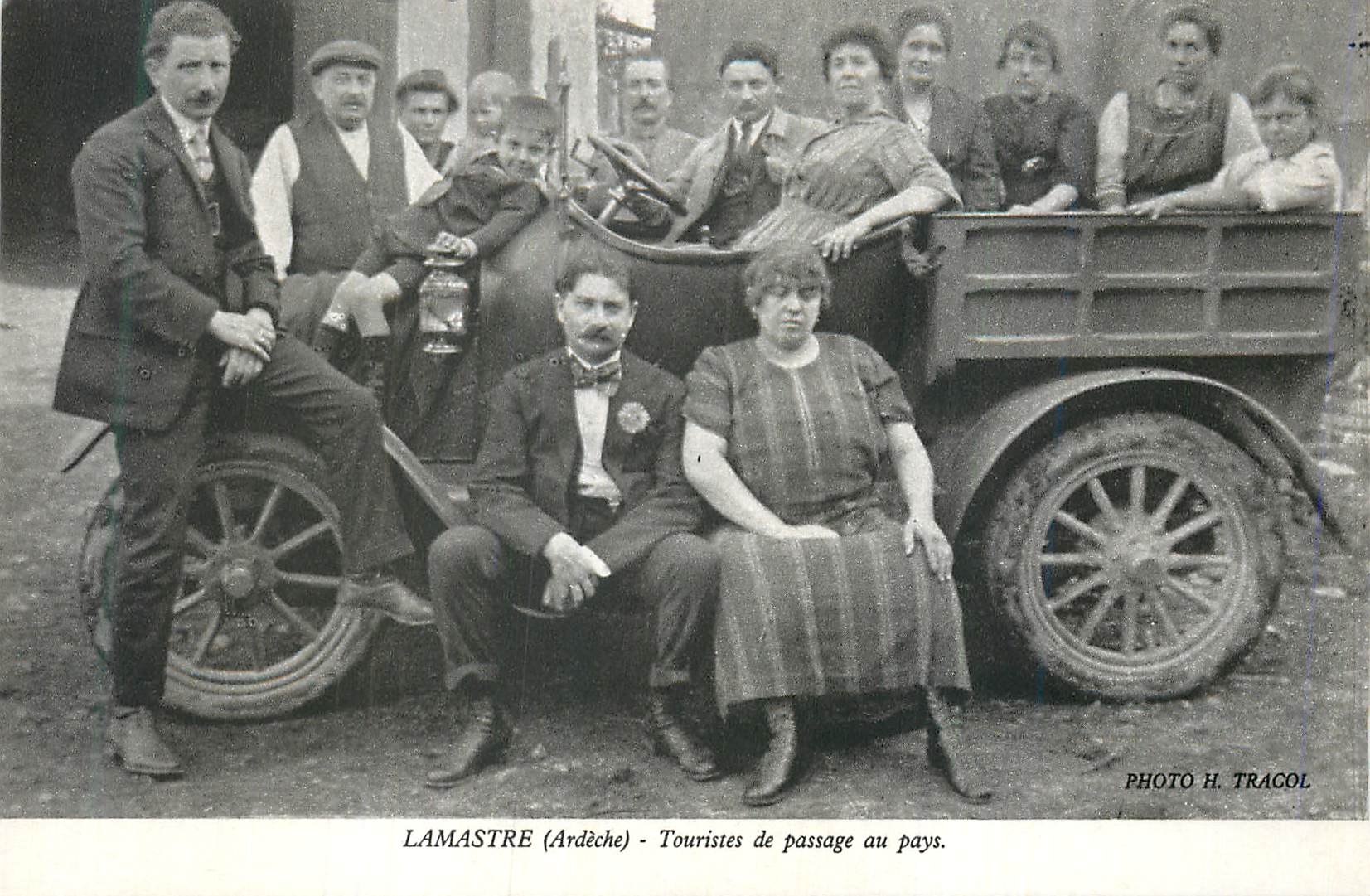 REPRO Lamastre (Ardeche) Touristes de Passage au Pays