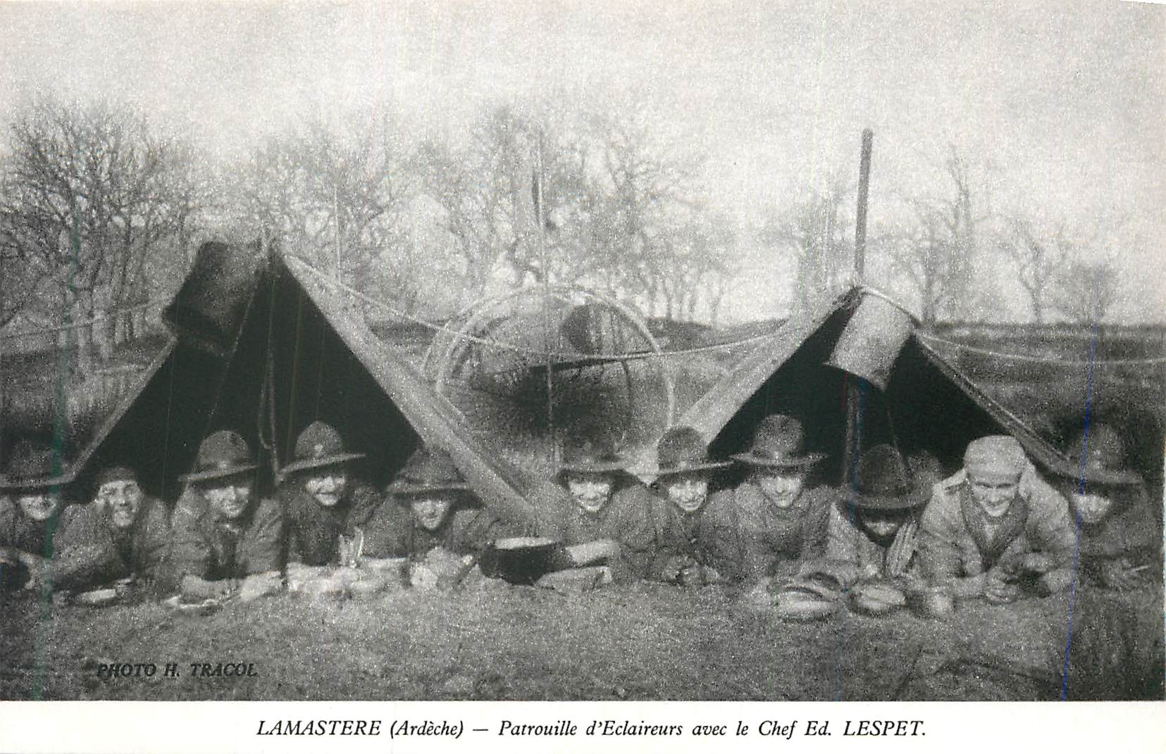 REPRO Lamastre (Ardeche) Patrouille d'Eclaireurs avec le Chef Ed Lespet