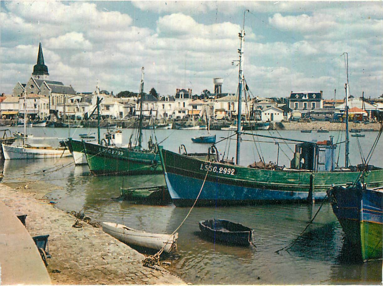 CPM Saint Gilles Survie Le Port