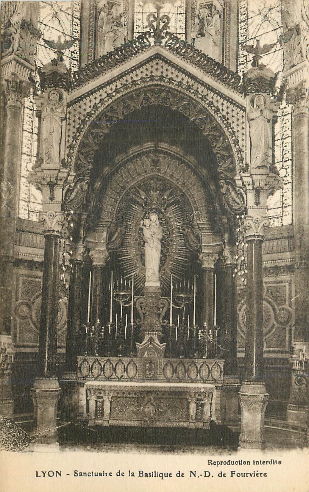 CPA Lyon Sanctuaire de la Basilique de N D de Fourviere