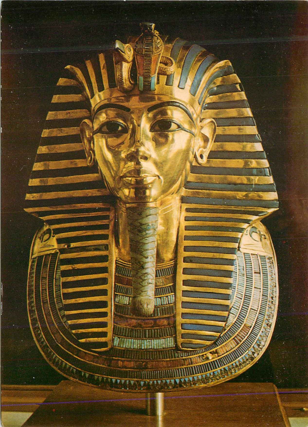 CPM The Golden Mask of Tur Ankh Amoun Egypte