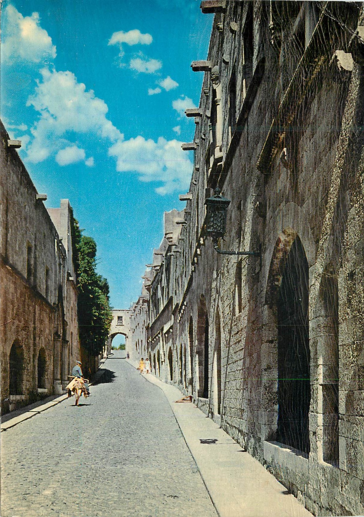 CPM Rhodes Rue des Chevaliers