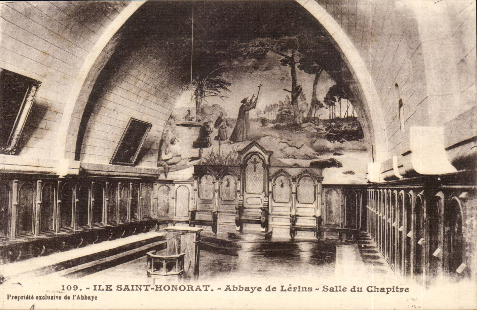 Cannes - - Island St Honorat - Abbey of Lerins - Chapter room - CPA