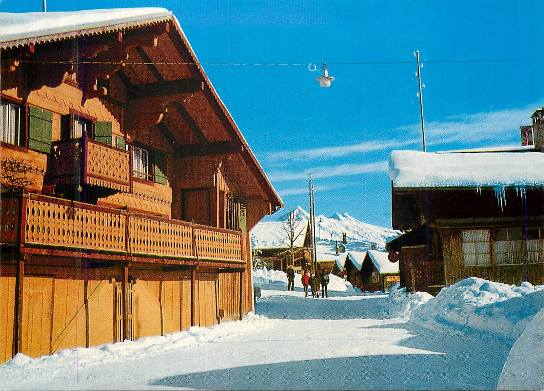 CPM Leysin village (1300 m) avec le pic chaussy