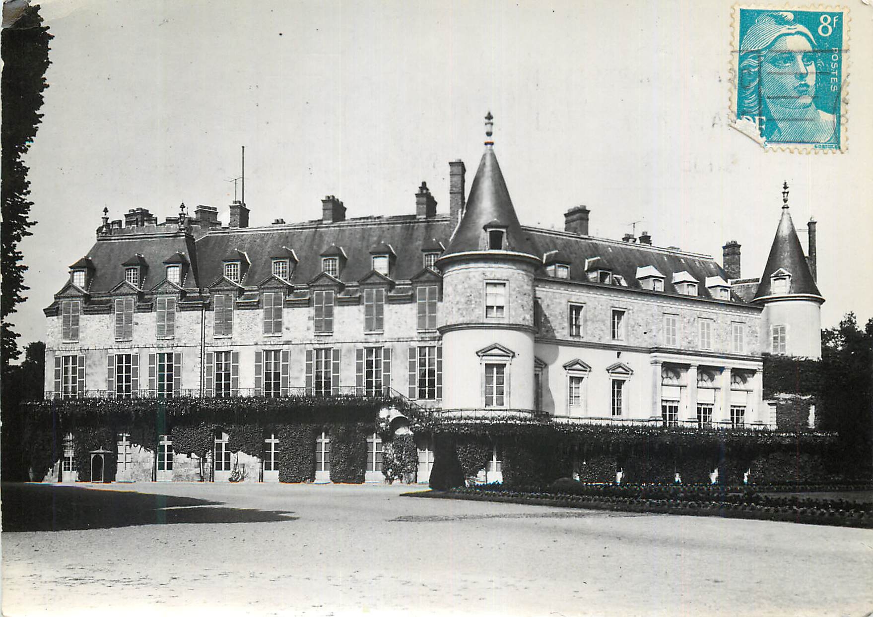 CPM Rambouillet le Chateau