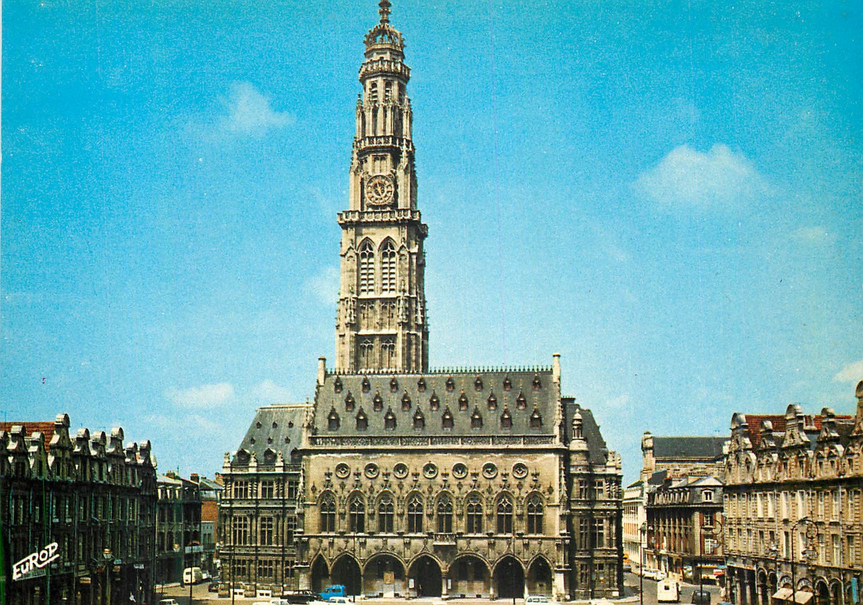 CPM Arras P de C Petite Place Hotel de Ville