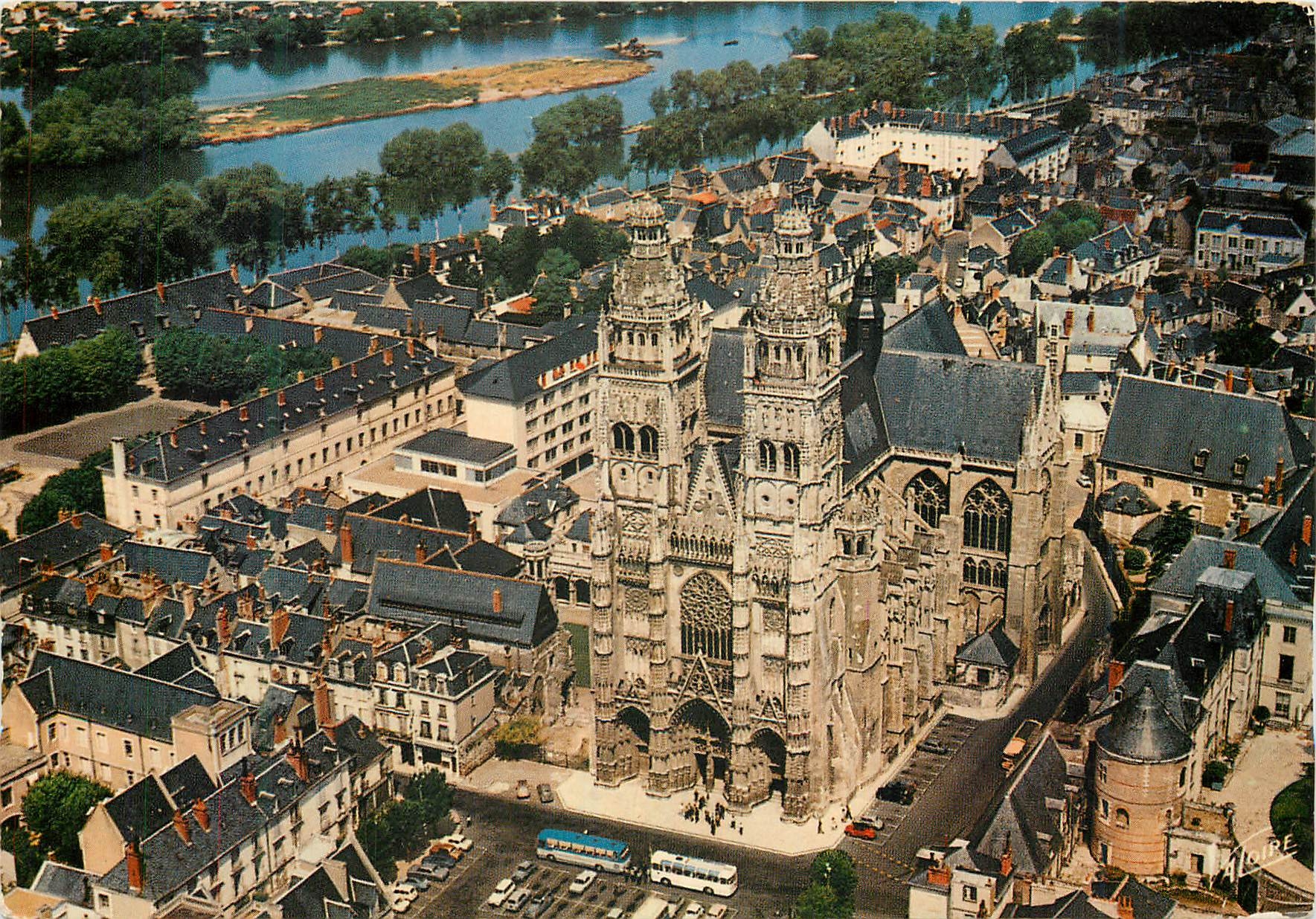 CPM Tours (Indre et Loire) Merveilles du Val de Loire La Cathedrale Saint Gatien (XIIIe XVIe Siecles)