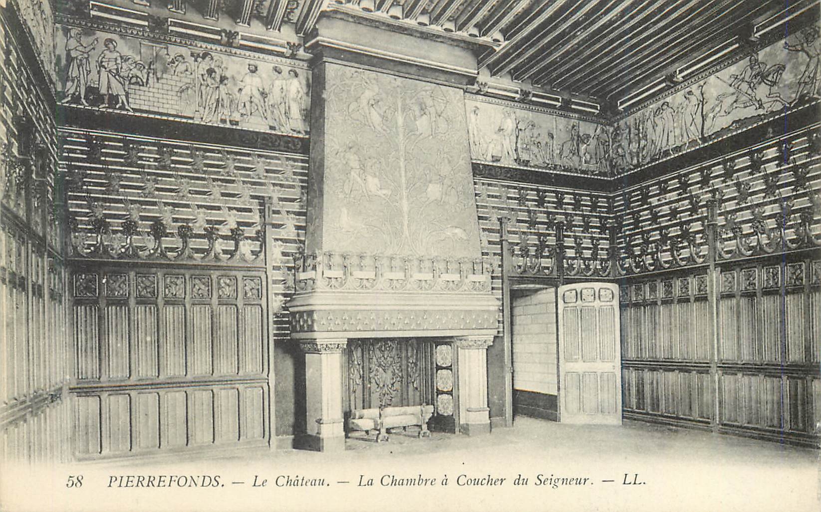 CPA Pierrefonds Le Chateau La Chambre a Coucher du Seigneur