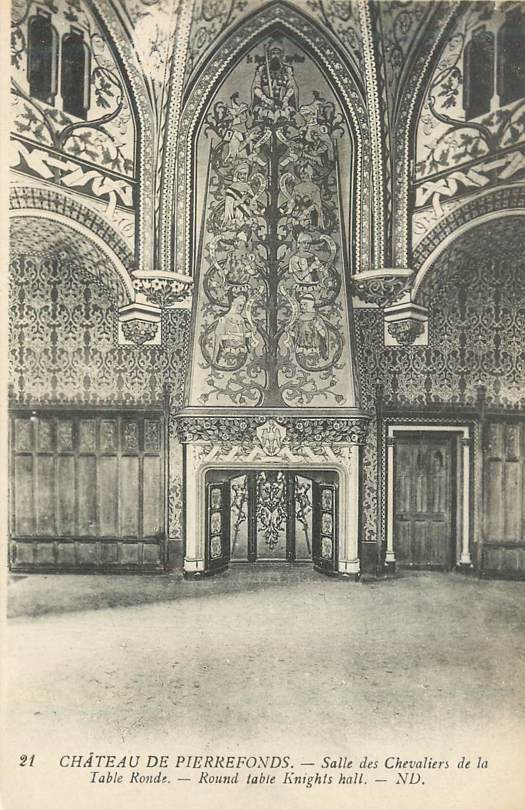 CPA Chateau de Pierrefonds Salle des Chevaliers de la Table Ronde