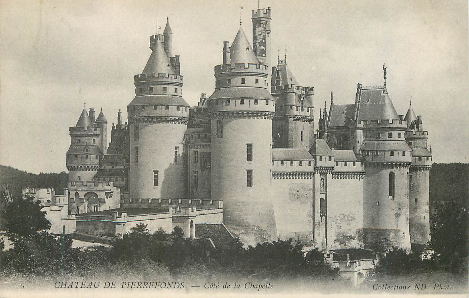 CPA Chateau de Pierrefonds Cote de la Chapelle