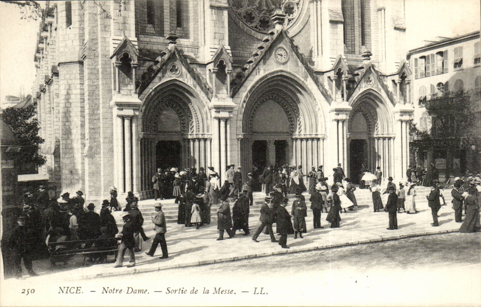 Nice - Notre Dame Left the Mass - CPA Alpine hunters