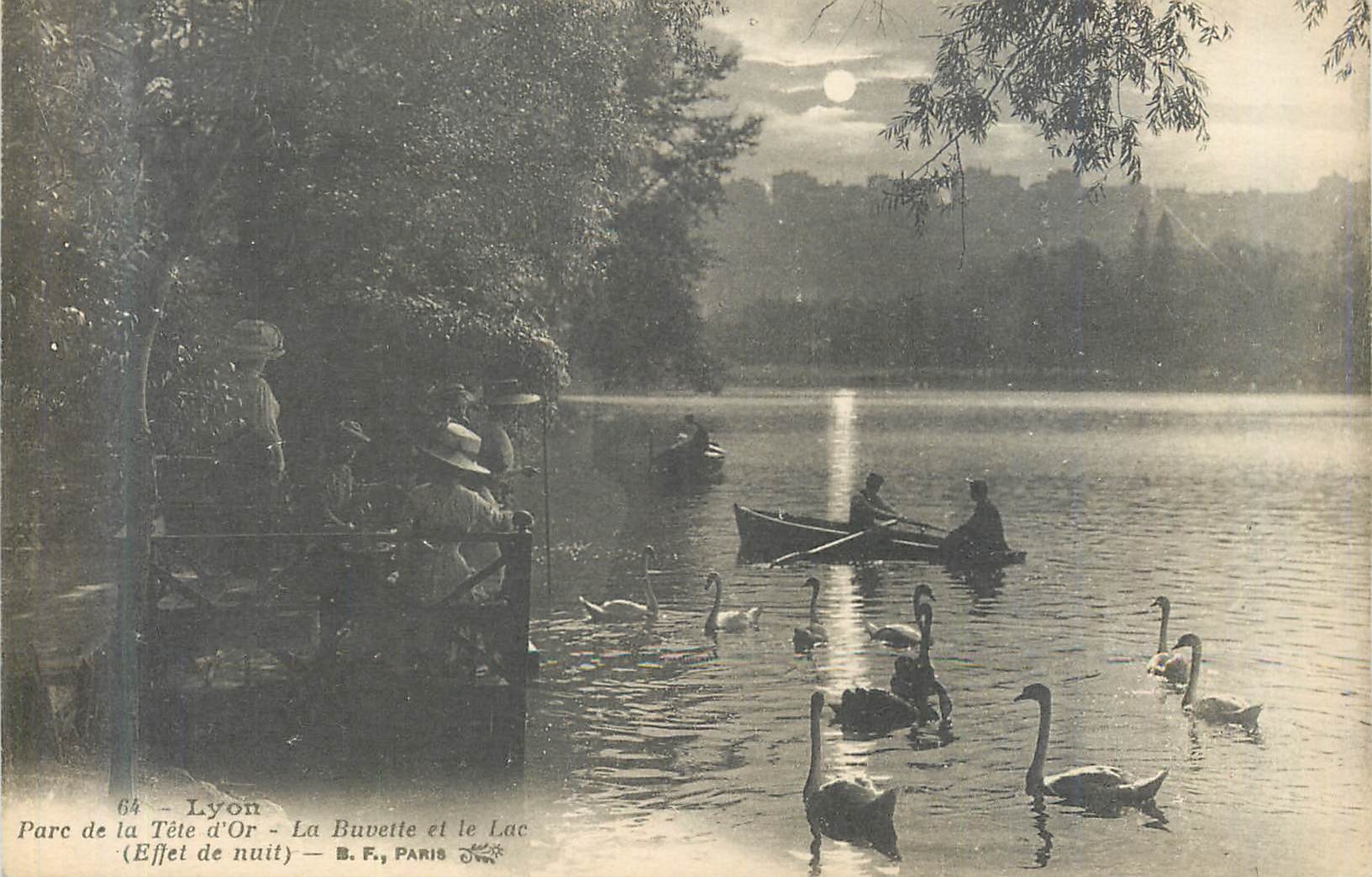 CPA 64 lyon parc de la tete d or la buvette et le lac (effet de nuit) Cygnes